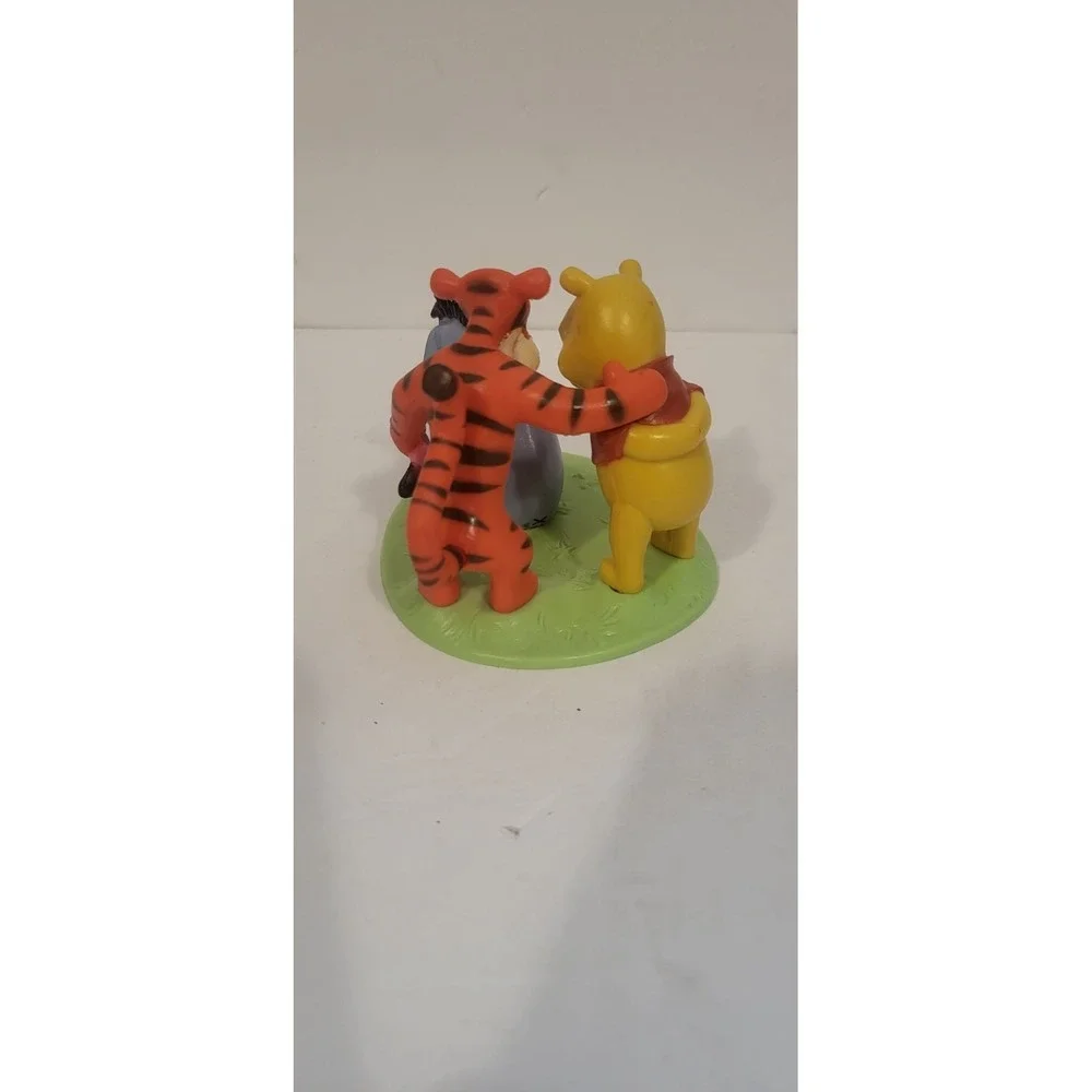 Winnie the Pooh Cake Topper Plastic Pooh Tigger Eeyore 3